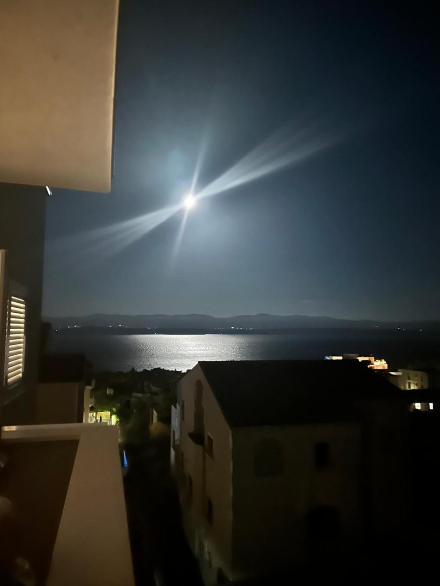 La Mer 1 Bol Luaran gambar